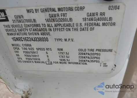 2004 Chevrolet Suburban C1500 z USA, uszkodzony, nr VIN 1GNEC16Z24J238030